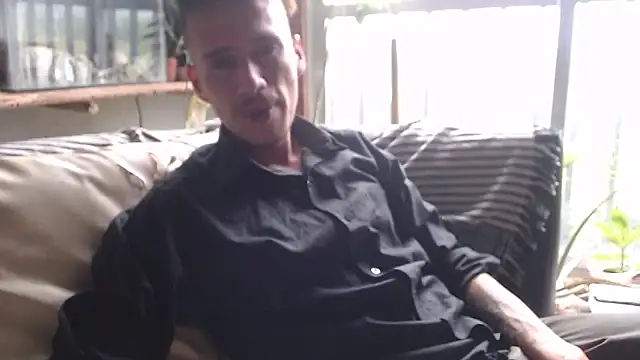 roystonee01 online show from 02-23-26, 05:57