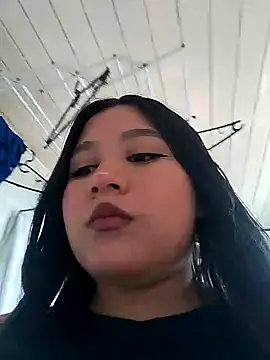 Snapshot of sharyl_24 chatting on 02-28-25, 08:50 sharyl 24 online show from 02-28-25, 08:50