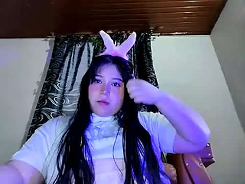 Snapshot of sharyl_24 chatting on 04-03-26, 11:00 sharyl 24 online show from 04-03-26, 11:00