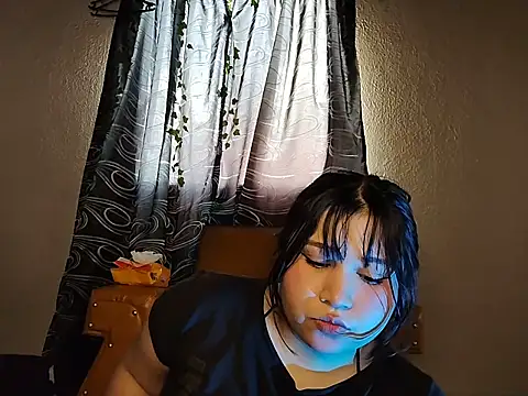 Snapshot of sharyl_24 chatting on 03-07-26, 05:18 sharyl 24 online show from 03-07-26, 05:18