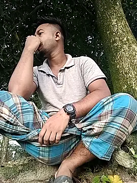 Snapshot of arafat_mia chatting on 10-05-25, 12:45 arafat mia online show from 10-05-25, 12:45
