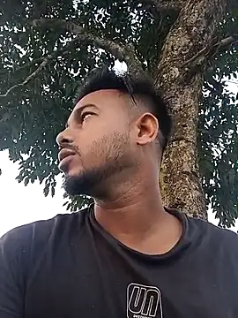 arafat mia online show from 10-25-25, 12:21