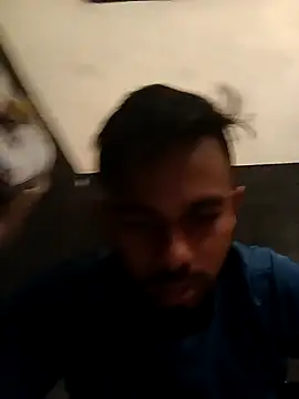 Snapshot of arafat_mia chatting on 02-14-25, 12:19 arafat mia online show from 02-14-25, 12:19