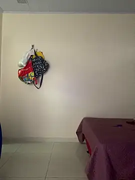 Carolinen online show from 03-07-26, 04:45