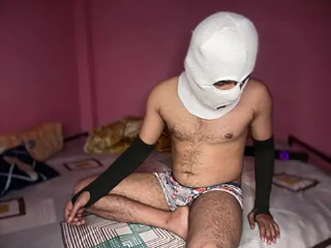 saviverma2024 online show from 02-19-26, 05:54