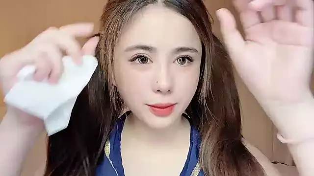 jiaozi-kiss online show from 03-11-25, 05:57