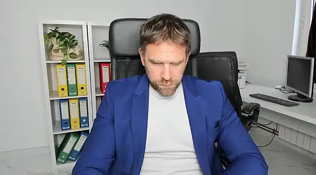 John-E-Dough online show from 12-13-24, 08:20