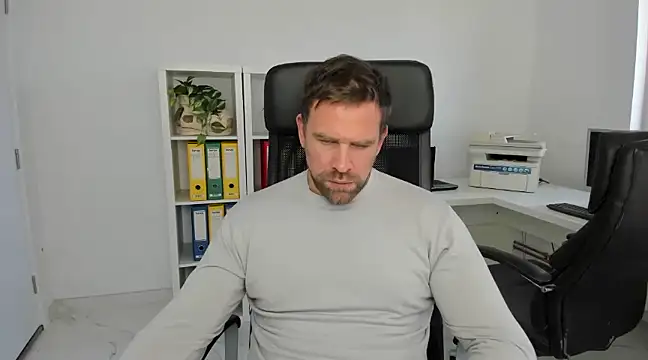 John-E-Dough online show from 12-02-24, 08:36
