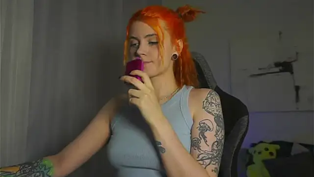 Snapshot of HarpyWitch chatting on 09-17-25, 07:27 HarpyWitch online show from 09-17-25, 07:27