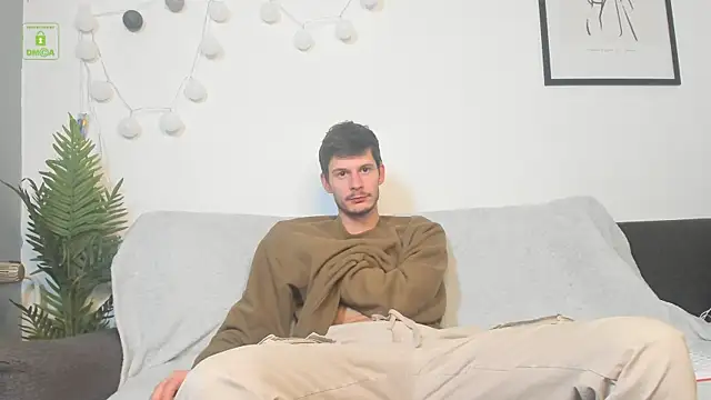 Snapshot of Piero_NightDay chatting on 12-05-24, 05:23 Piero NightDay online show from 12-05-24, 05:23