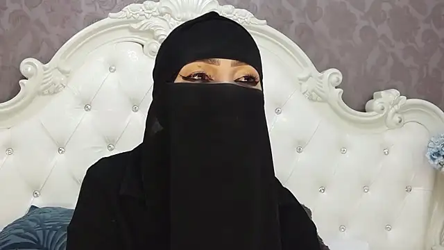 Snapshot of Hajar_Kar chatting on 05-20-26, 06:32 Hajar Kar online show from 05-20-26, 06:32