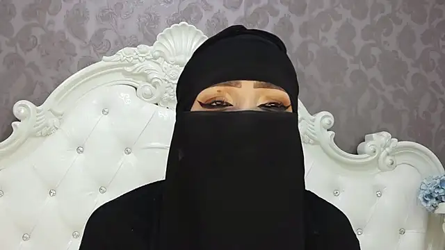 Snapshot of Hajar_Kar chatting on 05-22-26, 06:55 Hajar Kar online show from 05-22-26, 06:55