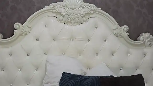 Snapshot of Hajar_Kar chatting on 06-04-26, 05:23 Hajar Kar online show from 06-04-26, 05:23
