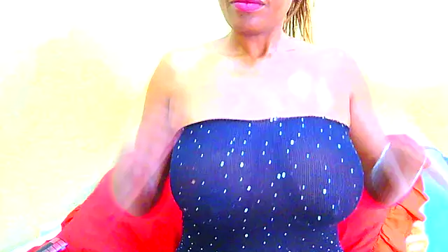 Snapshot of Mollybrookexx chatting on 05-14-26, 10:34 Mollybrookexx online show from 05-14-26, 10:34