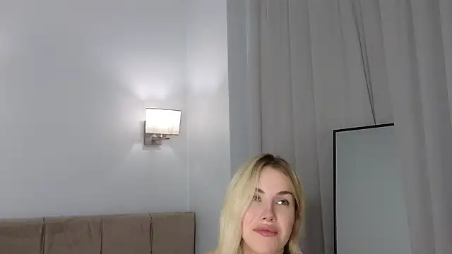 Snapshot of magnificent_angel chatting on 03-09-25, 10:52 magnificent angel online show from 03-09-25, 10:52