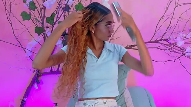 Charlotte Love10 online show from 03-12-26, 12:09