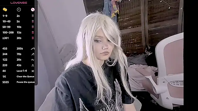 madokapruriens online show from 10-20-25, 10:21