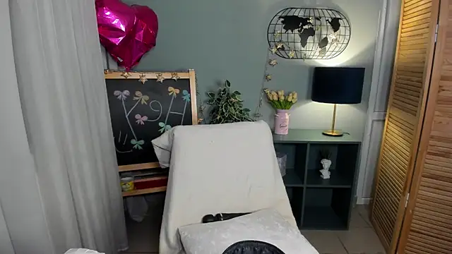 Aria69Stars online show from 11-14-25, 10:08