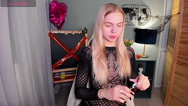 Aria69Stars online show from 10-26-25, 03:45