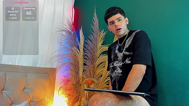 Nathaniel Park online show from 10-12-25, 01:07