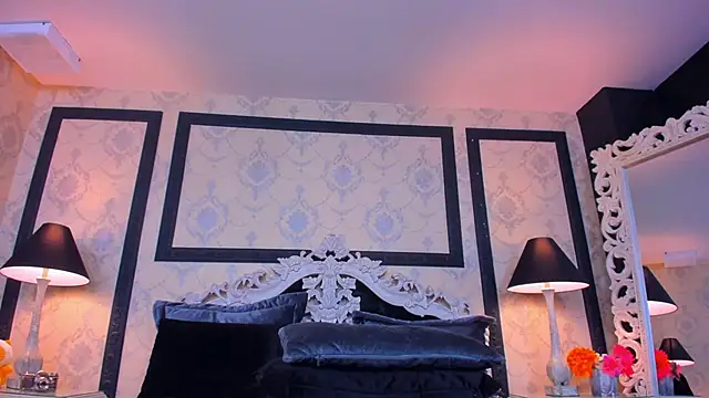ImSophiie online show from 02-20-25, 12:08
