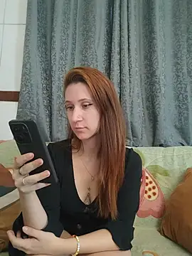 Snapshot of Khalee_si chatting on 05-20-26, 08:06 Khalee si online show from 05-20-26, 08:06