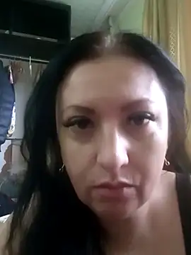 Veronica-Celie online show from 12-17-25, 06:51