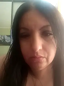 Snapshot of Veronica-Celie chatting on 06-02-26, 09:31 Veronica-Celie online show from 06-02-26, 09:31