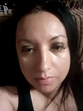 Snapshot of Veronica-Celie chatting on 06-22-26, 08:39 Veronica-Celie online show from 06-22-26, 08:39