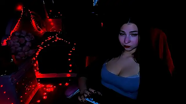 Snapshot of Beg_me_now chatting on 02-19-25, 03:38 Beg me now online show from 02-19-25, 03:38