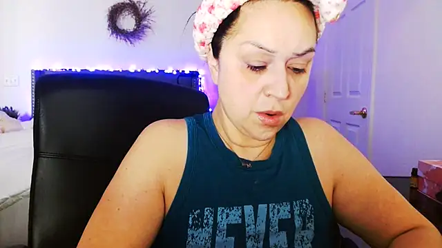 Snapshot of AlyssiaAmoreXO chatting on 07-09-26, 04:28 AlyssiaAmoreXO online show from 07-09-26, 04:28