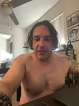 Snapshot of PEGATIVET chatting on 02-14-26, 10:21 PEGATIVET online show from 02-14-26, 10:21