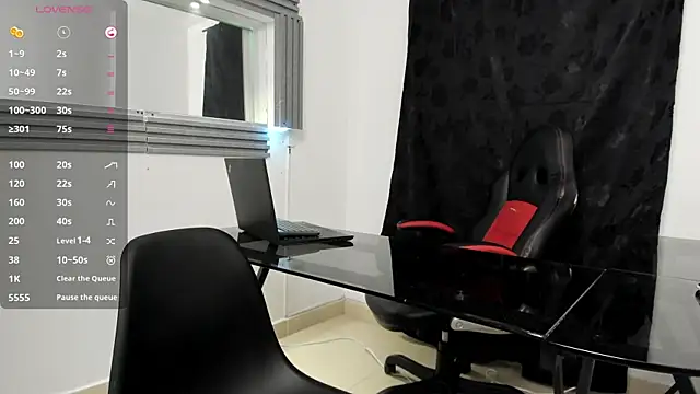 ValentinaThomas online show from 09-19-25, 07:40