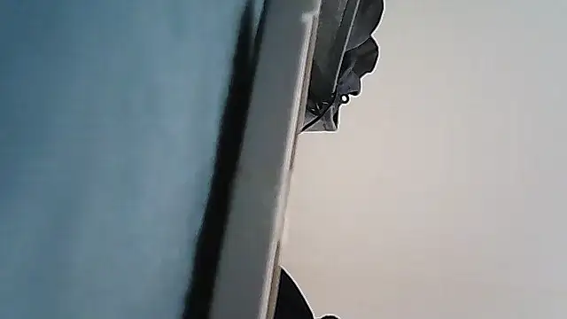 Snapshot of xxxlhung4uxxx chatting on 10-11-25, 12:33 xxxlhung4uxxx online show from 10-11-25, 12:33