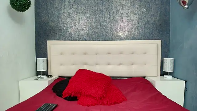 Snapshot of Celestial_Queen_ chatting on 03-27-26, 02:40 Celestial Queen online show from 03-27-26, 02:40