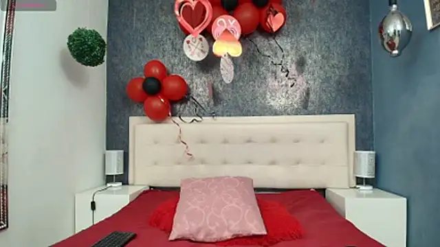 Celestial Queen  online show from 02-17-26, 02:47