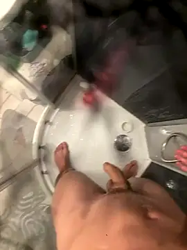 lescro95  online show from 10-11-25, 07:04