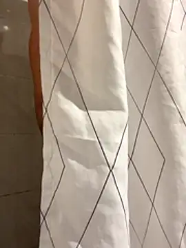 lescro95  online show from 12-02-25, 05:36