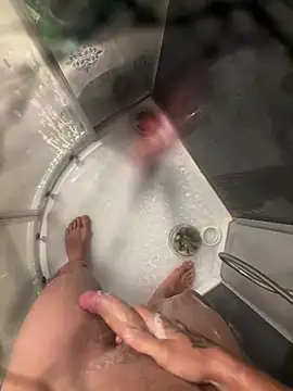 lescro95  online show from 10-12-25, 07:04