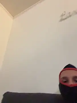 lescro95  online show from 03-03-26, 05:20