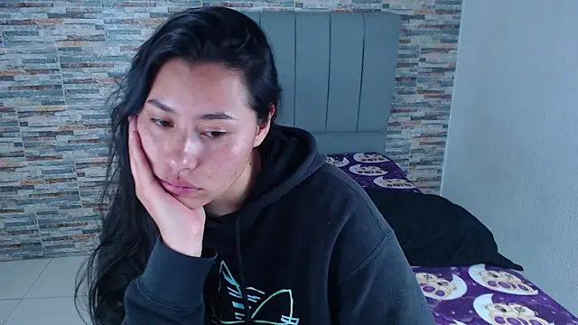  joy yva online show from 10-26-25, 02:34