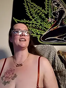 Snapshot of TheGoldenLotus chatting on 03-06-25, 09:36 TheGoldenLotus online show from 03-06-25, 09:36