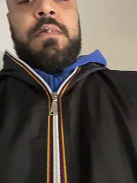 Dikkiduohottt online show from 03-12-26, 09:46