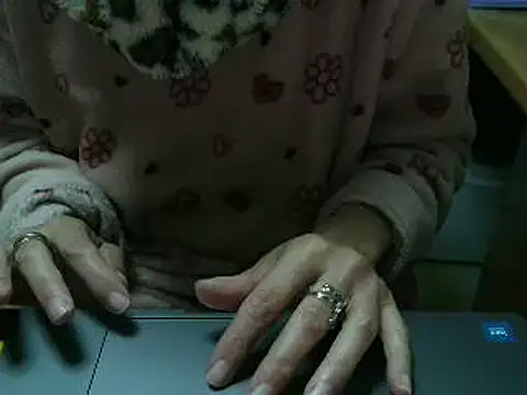 VeneRed online show from 03-22-26, 06:20