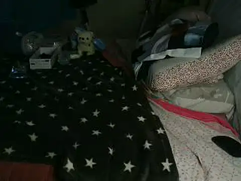 VeneRed online show from 02-26-26, 03:23