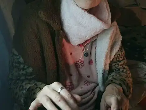 VeneRed online show from 02-15-26, 06:03