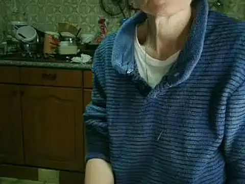 VeneRed online show from 04-14-26, 05:29