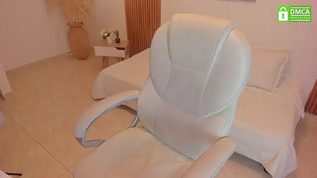 noahdarkdoll  online show from 02-04-25, 05:53