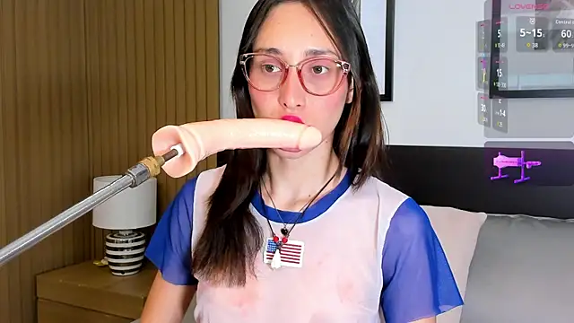 doll bella  online show from 01-15-26, 07:50