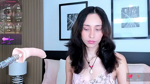 doll bella  online show from 11-05-25, 07:50